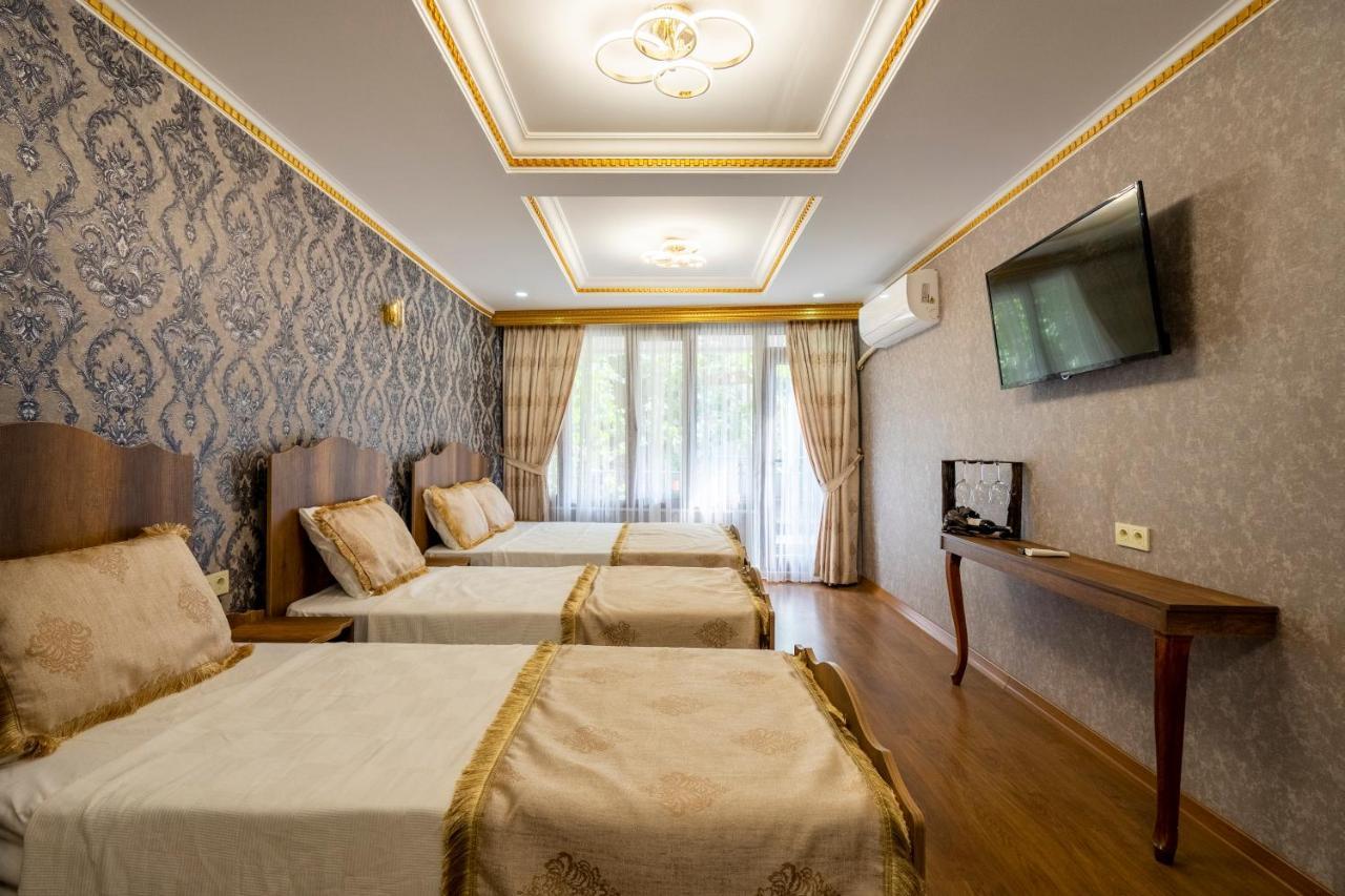 Ottoman World Istambul